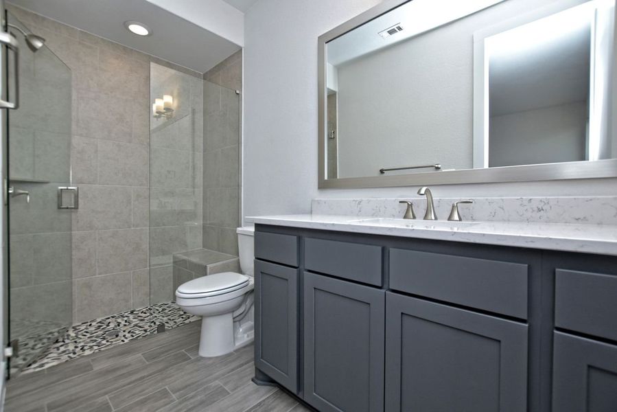 Representative furnished interior of a home built from the Avalon by Giddens Homes in Scofield Farms Estates, Georgetown (Image 7).
