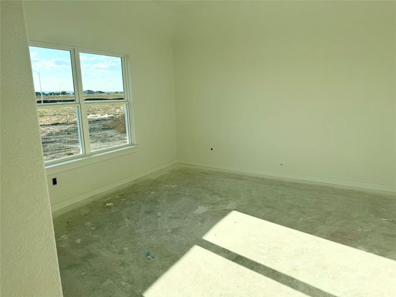Empty room featuring baseboards Empty room featuring baseboards