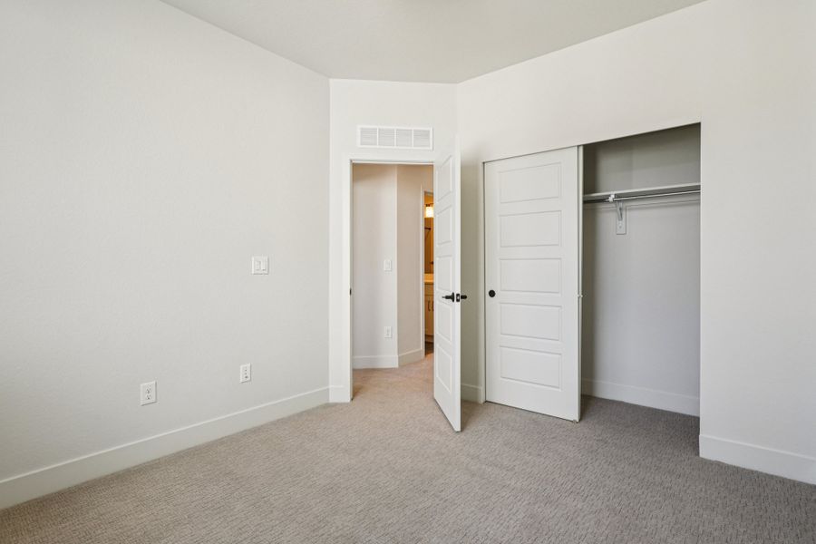 Spacious, unfurnished interior of a new home in Loretto Heights - Rise Collection, Denver (Image 23).