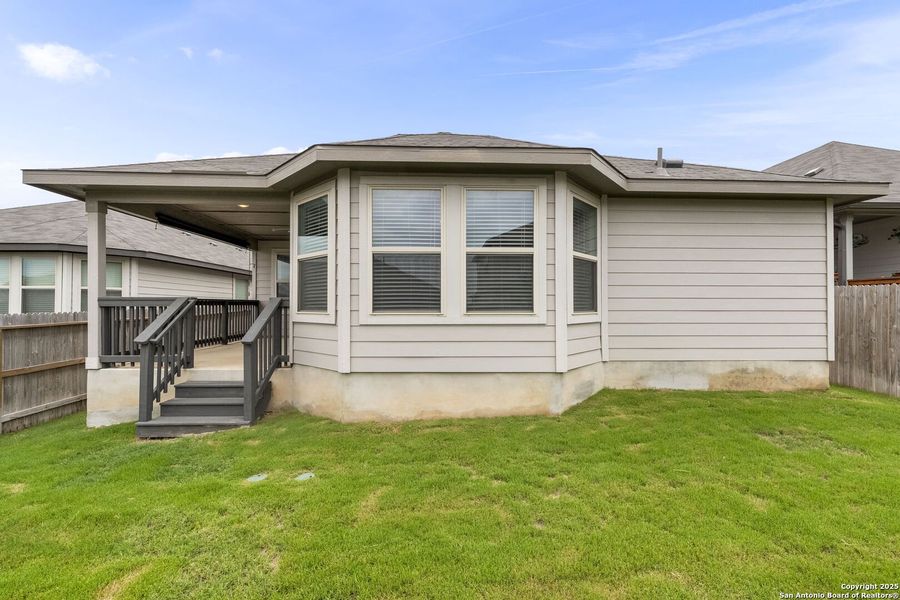 Exterior details and patio area of a home in Lark Canyon, New Braunfels (Image 3).
