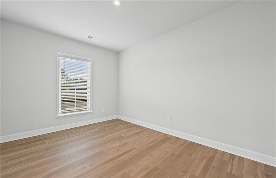 Spacious, unfurnished interior of a new home in Anderson Point Estates, McDonough (Image 36).