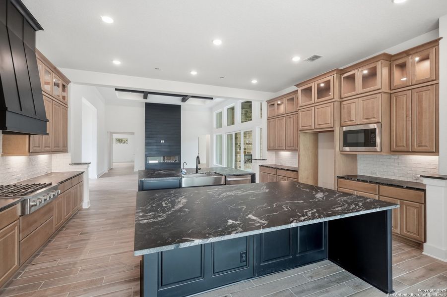 Furnished interior view inside a new home in Caliza Reserve, Boerne (Image 7). Furnished interior view inside a new home in Caliza Reserve, Boerne (Image 7).