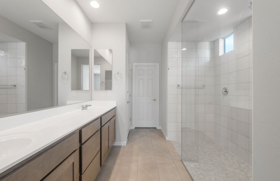 Furnished interior view inside a new home in Artisan at Asante, Surprise (Image 13).