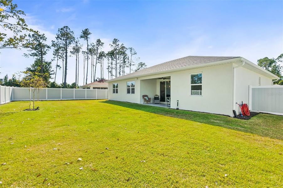 Exterior details and patio area of a home in , Palm Coast (Image 27).