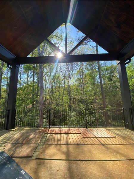 Image 84 of a home in .