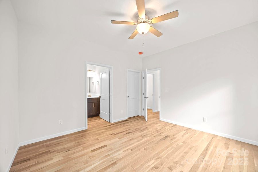 Spacious, unfurnished interior of a new home in , Arden (Image 37).