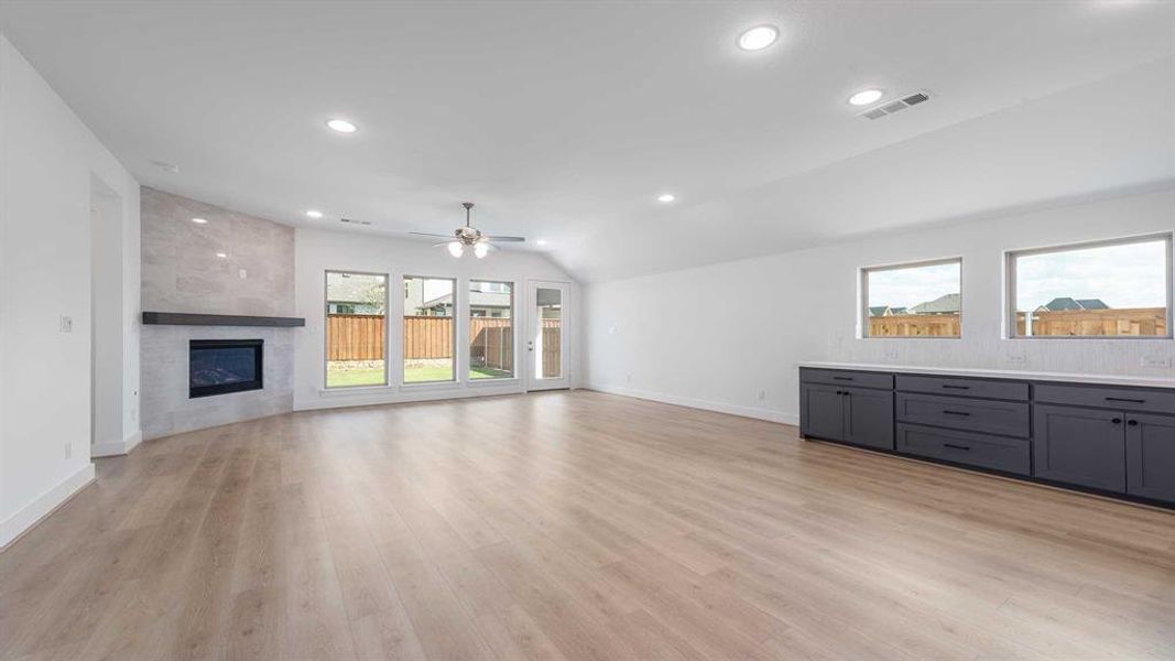 Spacious, unfurnished interior of a new home in Mosaic 50', Celina (Image 20). Spacious, unfurnished interior of a new home in Mosaic 50', Celina (Image 20).