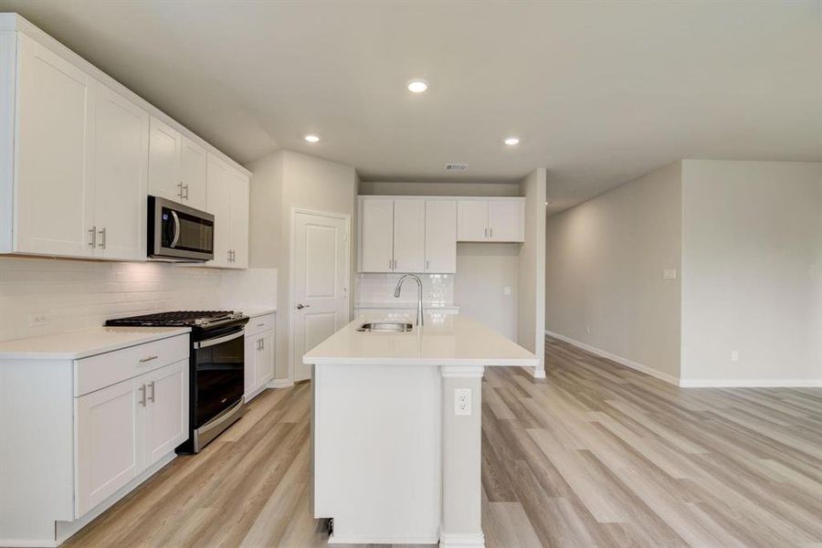 Furnished interior view inside a new home in Stratton Place, Greenville (Image 6).