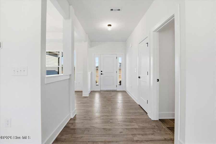 Spacious, unfurnished interior of a new home in Wood Creek Landing, Leland (Image 12). Spacious, unfurnished interior of a new home in Wood Creek Landing, Leland (Image 12).