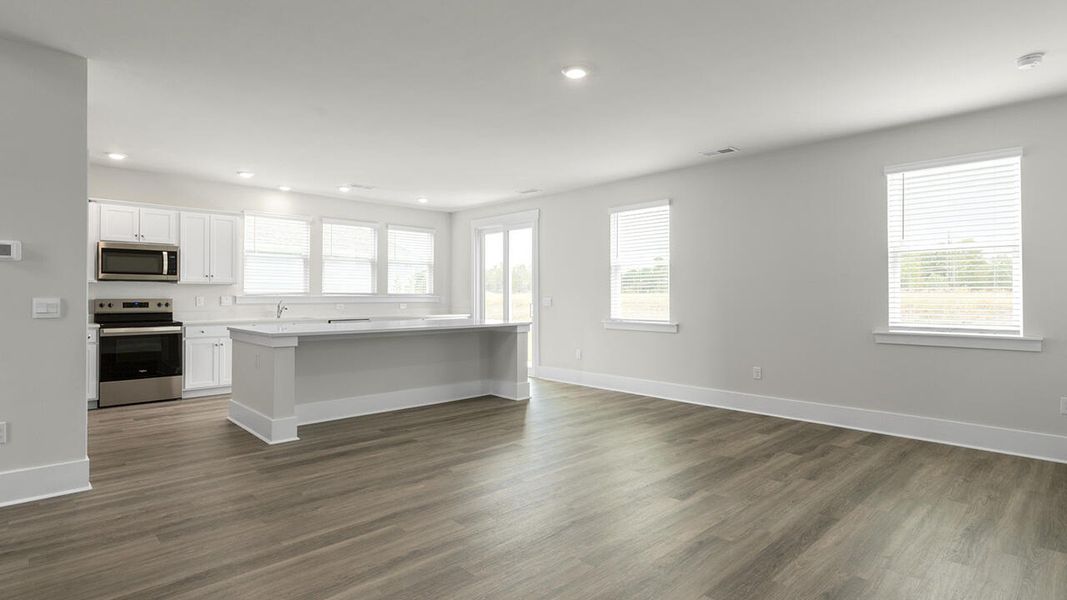 Spacious, unfurnished interior of a new home in Grayson Park, Leland (Image 21).