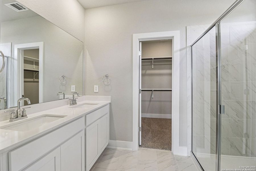 Furnished interior view inside a new home in Carmel Ranch, Schertz (Image 14). Furnished interior view inside a new home in Carmel Ranch, Schertz (Image 14).