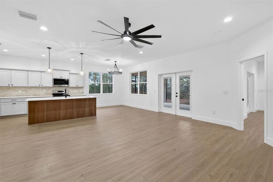 Spacious, unfurnished interior of a new home in , Wildwood (Image 25).