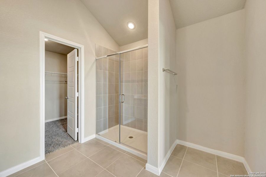 Spacious, unfurnished interior of a new home in Greenspoint Heights, Seguin (Image 33). Spacious, unfurnished interior of a new home in Greenspoint Heights, Seguin (Image 33).