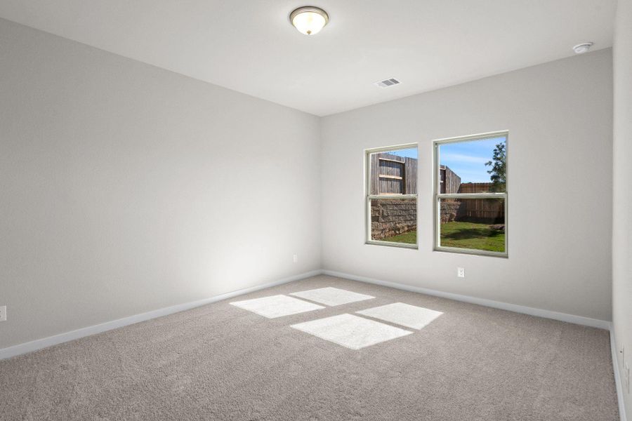 Spacious, unfurnished interior of a new home in Westridge Cove, Panorama Village (Image 14).