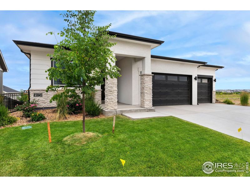 Attached Oversized 3-Car Garage