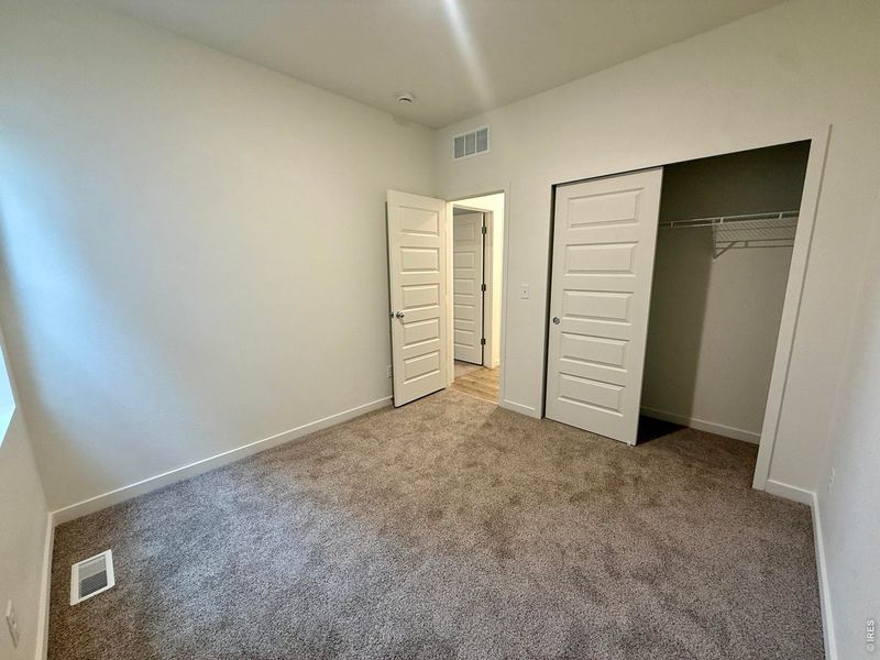 Spacious, unfurnished interior of a new home in Granary, Johnstown (Image 21).