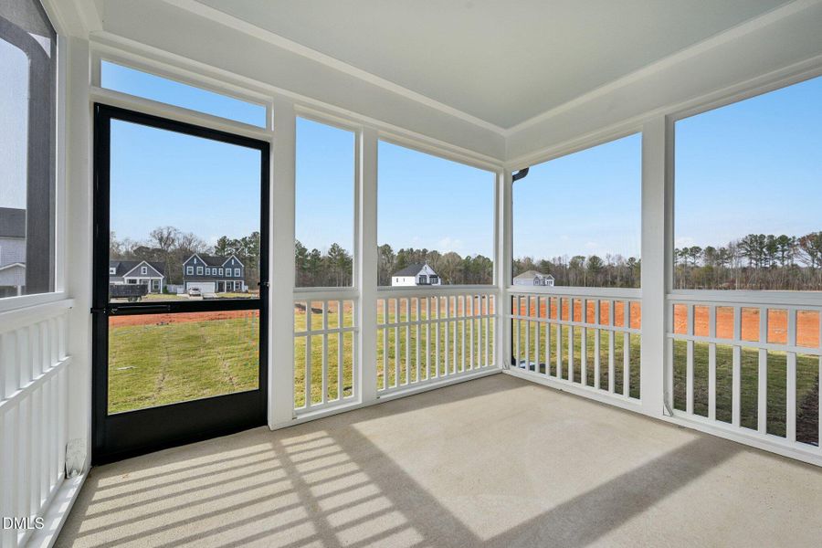 39-web-or-mls-N Stone Ml Trl-S2611-039 39-web-or-mls-N Stone Ml Trl-S2611-039