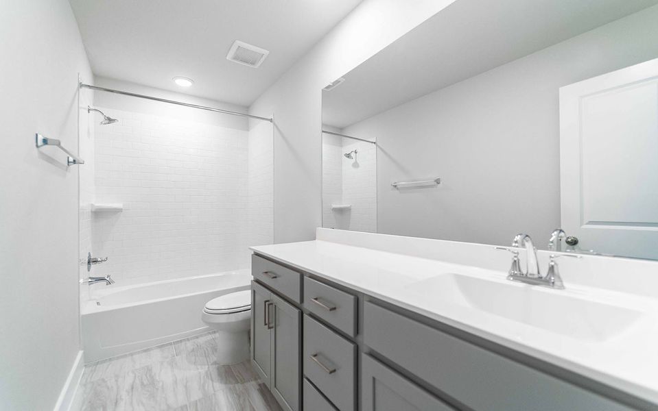 Furnished interior view inside a new home in Canterra Creek, Rosharon (Image 13).