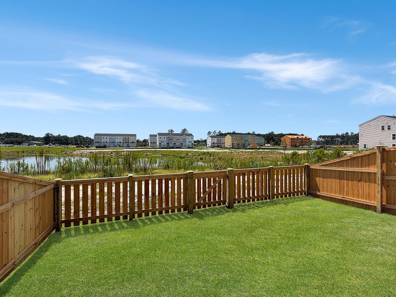 Exterior details and patio area of a home in , Summerville (Image 4).