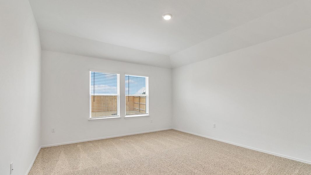 Representative unfurnished interior of a home built from the The Juniper by D.R. Horton in Palomino, Manor (Image 14).