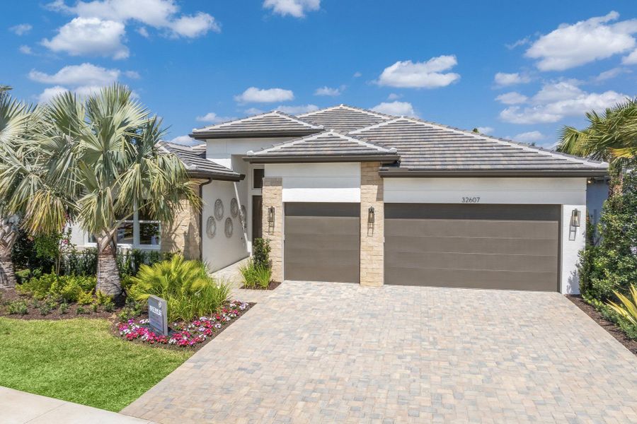 Representative exterior photo of a completed home built from the Amethyst by GL Homes in Valencia Ridge, Wesley Chapel, FL (Image 23).