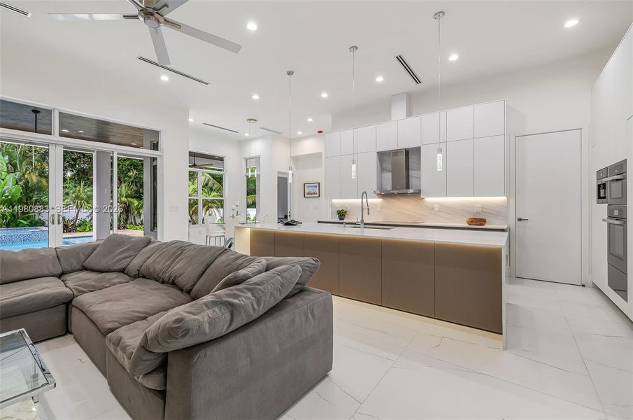 Furnished interior view inside a new home in , Biscayne Park (Image 7).