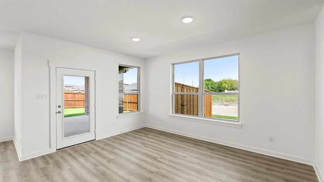 10. 1336 Burgess - Dining 10. 1336 Burgess - Dining