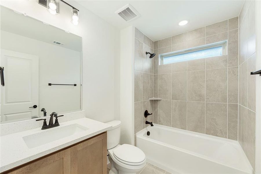 Furnished interior view inside a new home in Mosaic, Celina (Image 20).