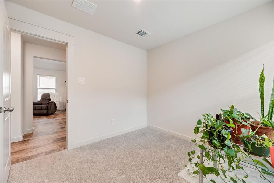 Spacious, unfurnished interior of a new home in Walden Pond, Forney (Image 20).