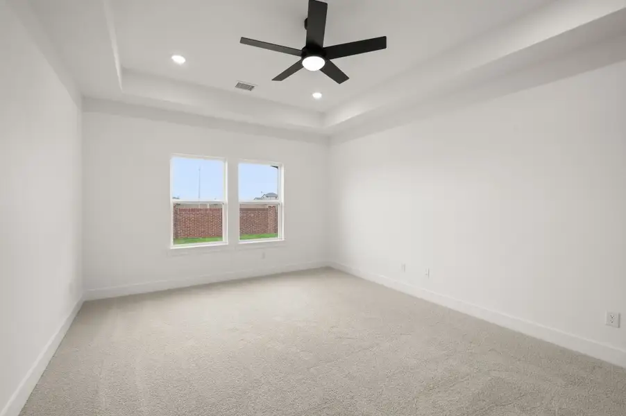 Spacious, unfurnished interior of a new home in Wildflower Ranch, Fort Worth (Image 23). Spacious, unfurnished interior of a new home in Wildflower Ranch, Fort Worth (Image 23).