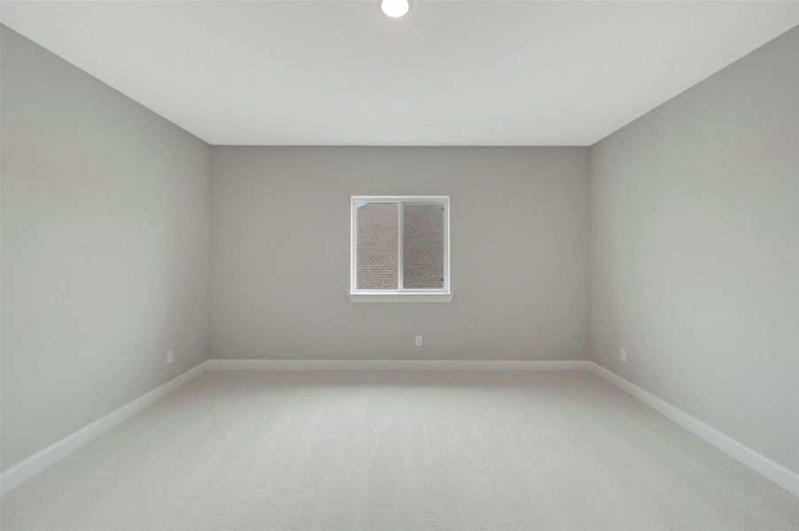 Spacious, unfurnished interior of a new home in Jordan Ranch - Premier Collection, Fulshear (Image 26).