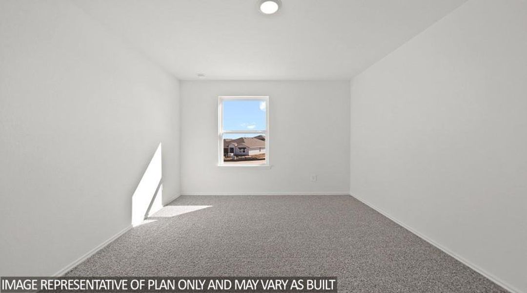 Spacious, unfurnished interior of a new home in River Ranch Trails, Dayton (Image 15).