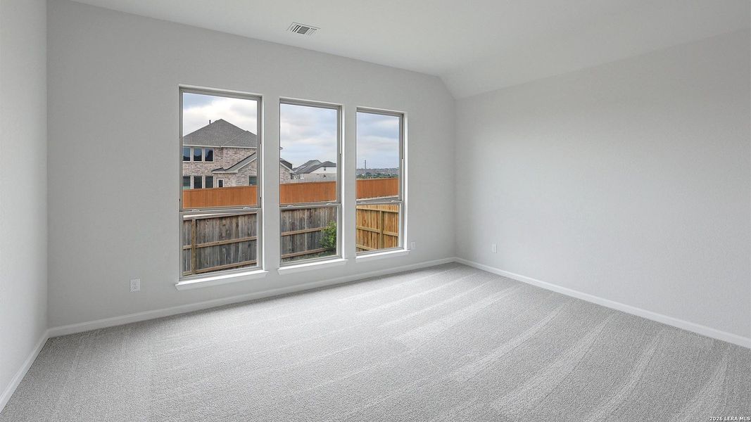 Spacious, unfurnished interior of a new home in Arcadia Ridge, San Antonio (Image 18).