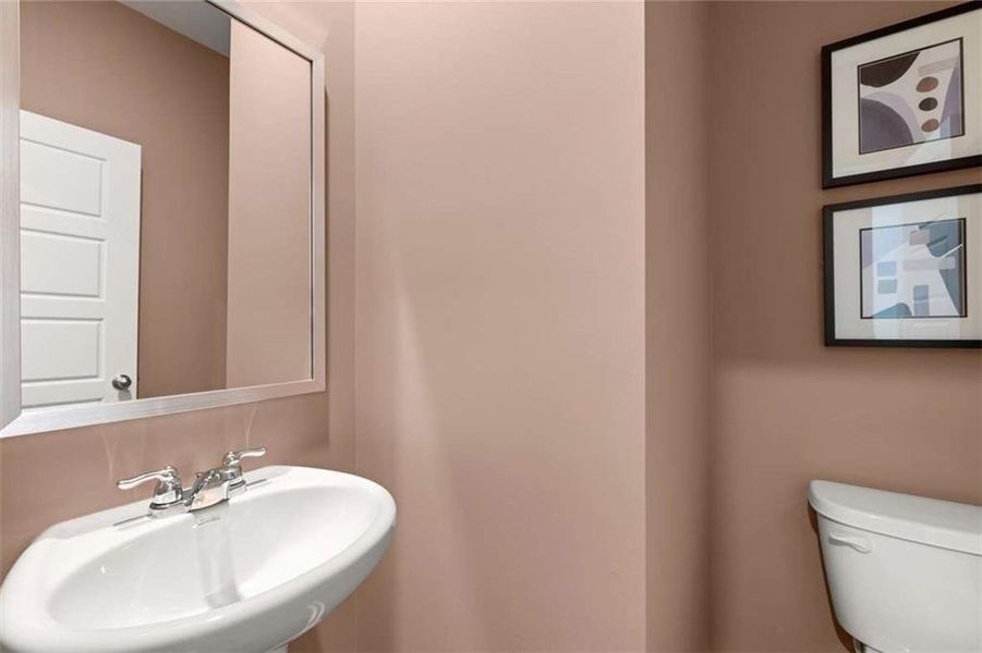 Furnished interior view inside a new home in Inverness at Sugarloaf, Lawrenceville (Image 33).