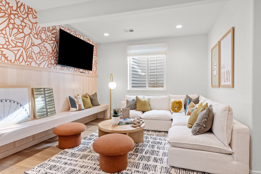 12736 Bend - Game Room