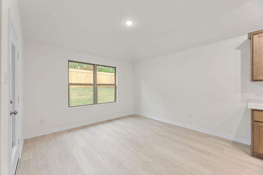 25-SQFT-0161 25-SQFT-0161