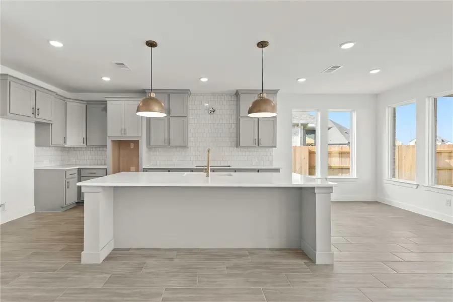 Representative image. Features, specifications, selections and colors may vary. Representative image. Features, specifications, selections and colors may vary.