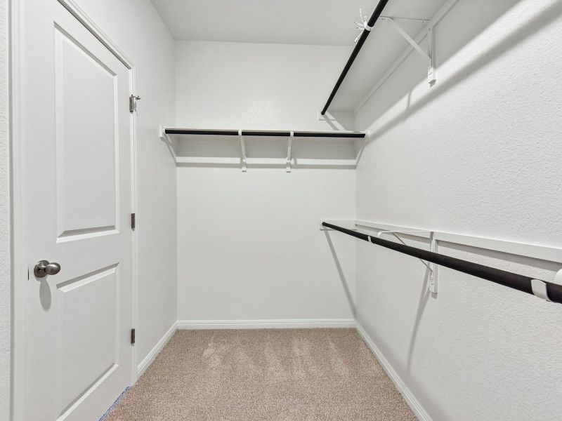 Spacious, unfurnished interior of a new home in Colony at Cole Springs - Boulevard Collection, Buda (Image 8).