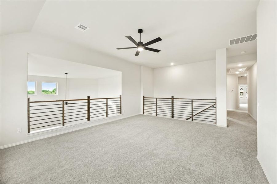 Spacious, unfurnished interior of a new home in The Oaks, Red Oak (Image 36).