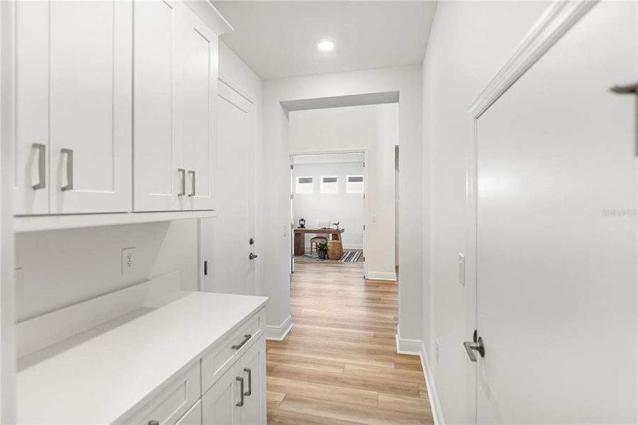 Furnished interior view inside a new home in Sweetwater at Lakewood Ranch, Bradenton (Image 55). Furnished interior view inside a new home in Sweetwater at Lakewood Ranch, Bradenton (Image 55).