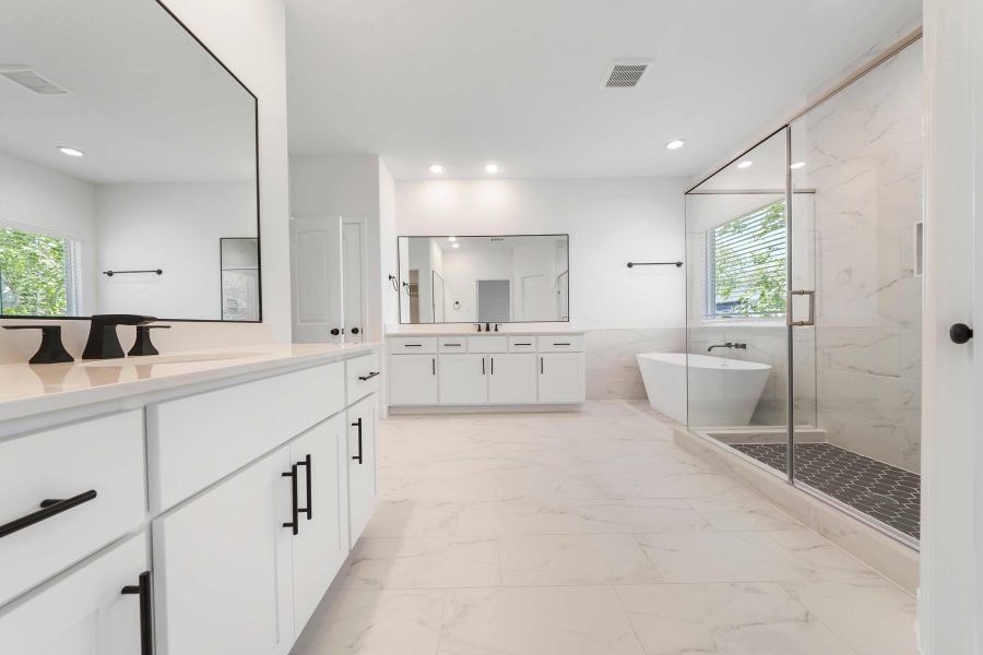 Representative furnished interior of a home built from the Warwick by Sandcastle Homes in Sunset Heights, Houston (Image 12). Representative furnished interior of a home built from the Warwick by Sandcastle Homes in Sunset Heights, Houston (Image 12).