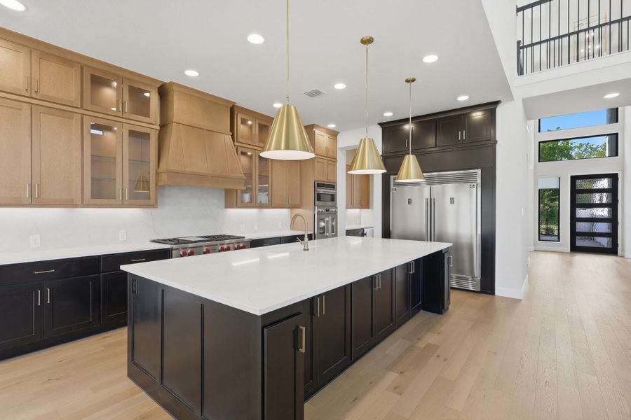 Furnished interior view inside a new home in Sienna, Missouri City (Image 12).