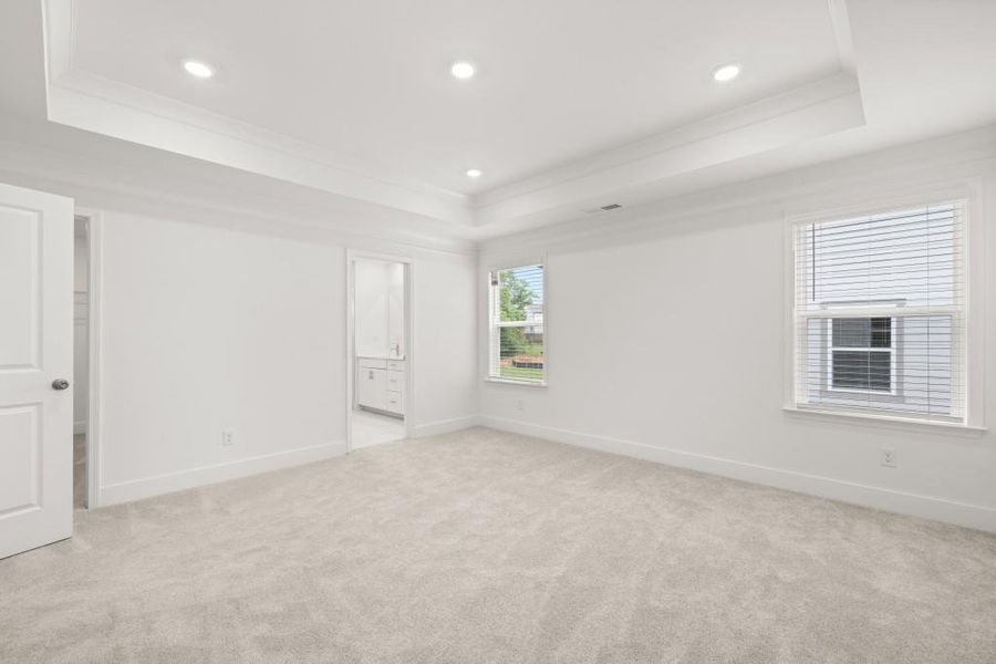 Spacious, unfurnished interior of a new home in Willow Creek, Watkinsville (Image 38).