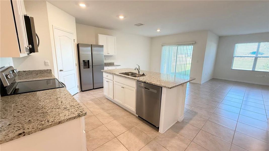 Furnished interior view inside a new home in Astonia, Davenport (Image 7).