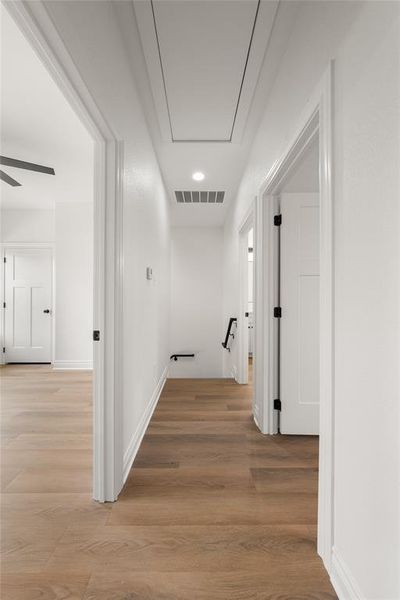 Spacious, unfurnished interior of a new home in , Valley Mills (Image 13).