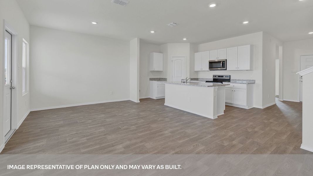 Spacious, unfurnished interior of a new home in Arroyo Ranch, Seguin (Image 17).
