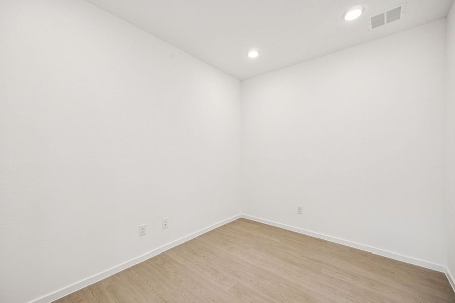 Spacious, unfurnished interior of a new home in Montgomery Bend, Montgomery (Image 30). Spacious, unfurnished interior of a new home in Montgomery Bend, Montgomery (Image 30).