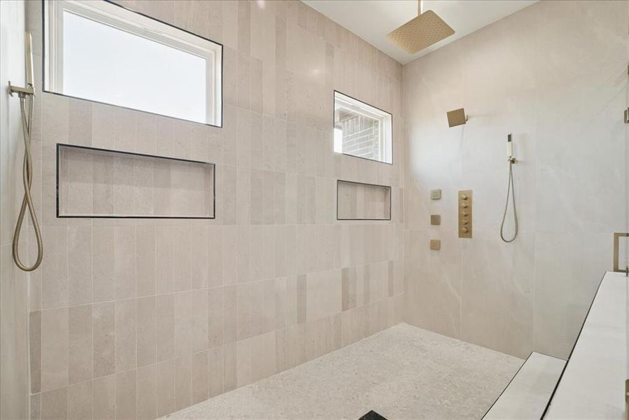 Image 38 of a home in .