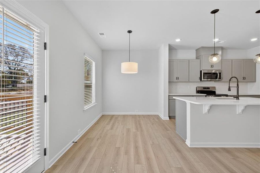 Image 52 of a home in Franklin Manor.