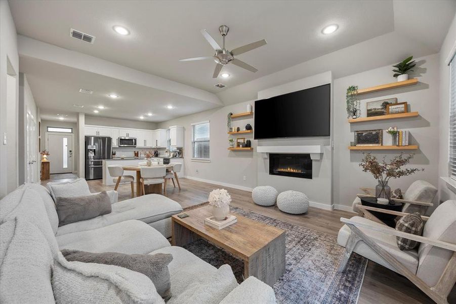 Furnished interior view inside a new home in DeBerry Reserve, Royse City (Image 7). Furnished interior view inside a new home in DeBerry Reserve, Royse City (Image 7).